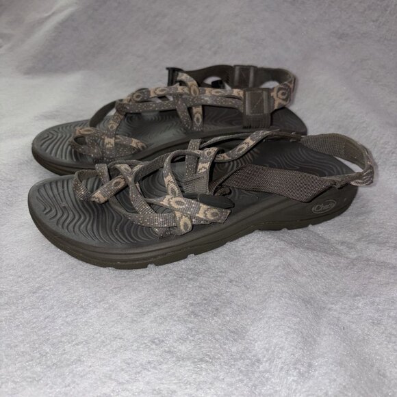 Chaco Sandals Womens Size 8 Gray Adjustable Straps Hiking Outdoor Sport Shoes - Picture 3 of 7